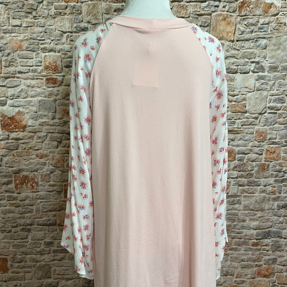 NWT Floral Wide Sleeve Top - Picture 5 of 5